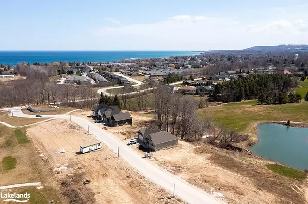 Meaford, ON N4L 1L8,8 HILTON LN #30