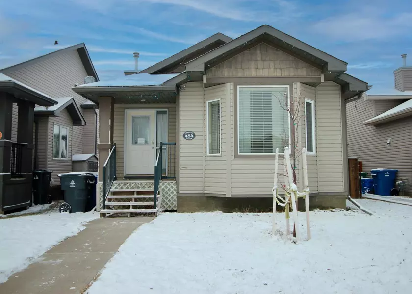 454 Lettice Perry RD N, Lethbridge, AB T1H 5P1