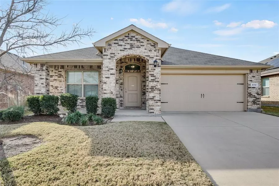 812 Walls Boulevard, Crowley, TX 76036