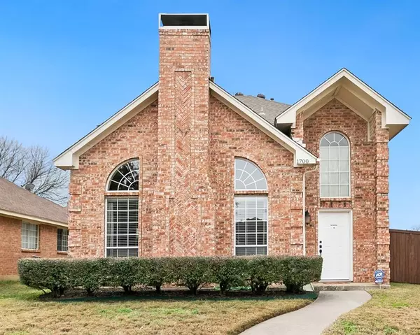 1700 Shady Creek Drive, Lewisville, TX 75067