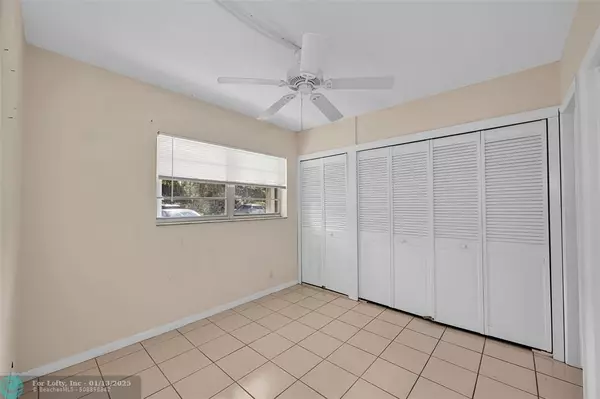 Pompano Beach, FL 33064,2475 W Golf Blvd  #141