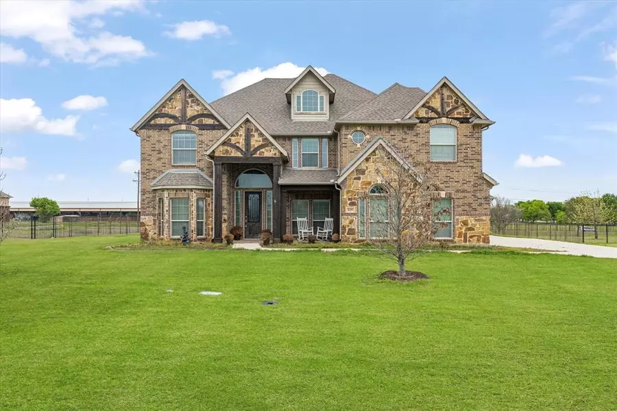 125 Las Colinas Trail, Cross Roads, TX 76227