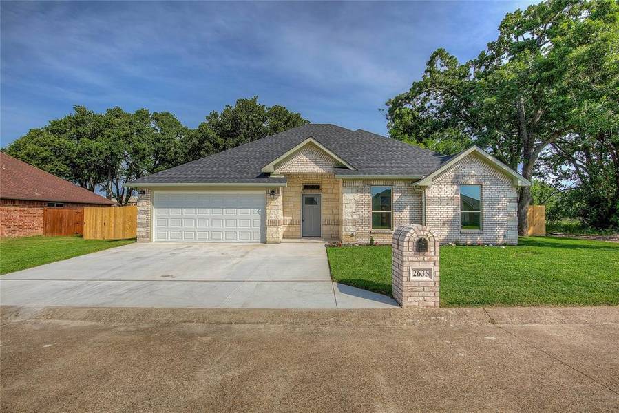 2635 Rodeo Drive, Quinlan, TX 75474