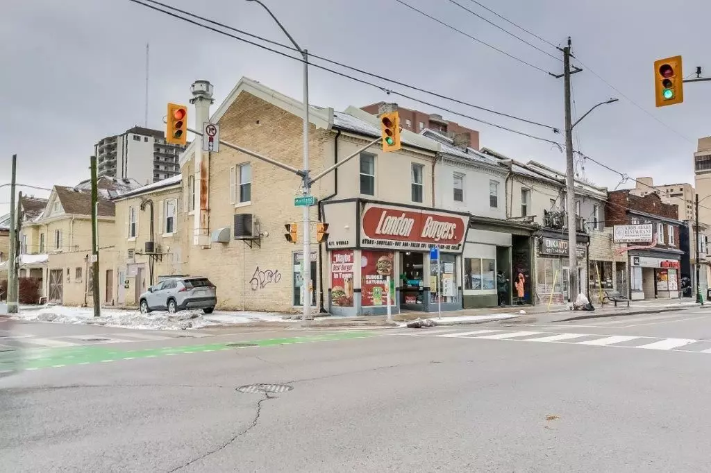 Middlesex, ON N6B 1W1,471 Dundas ST