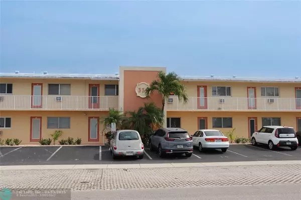 Pompano Beach, FL 33060,331 E Mcnab Rd  #116