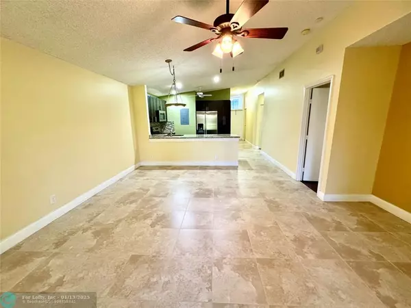 Boca Raton, FL 33428,22278 Whistling Pines Ln  #B