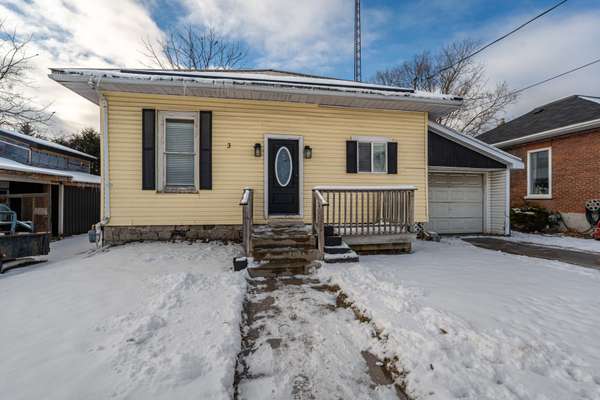 3 Quebec ST, Peterborough, ON K0L 1Z0