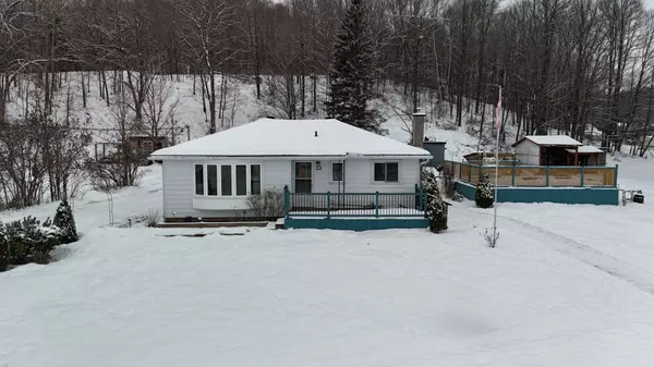 22 Jackson RD, Faraday, ON K0L 1C0