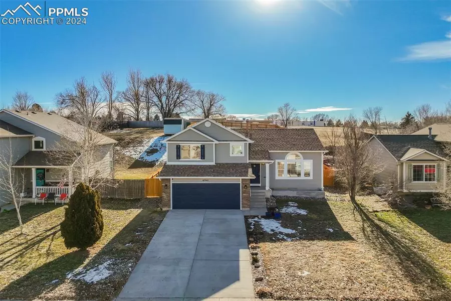 6941 Ketchum DR, Colorado Springs, CO 80911