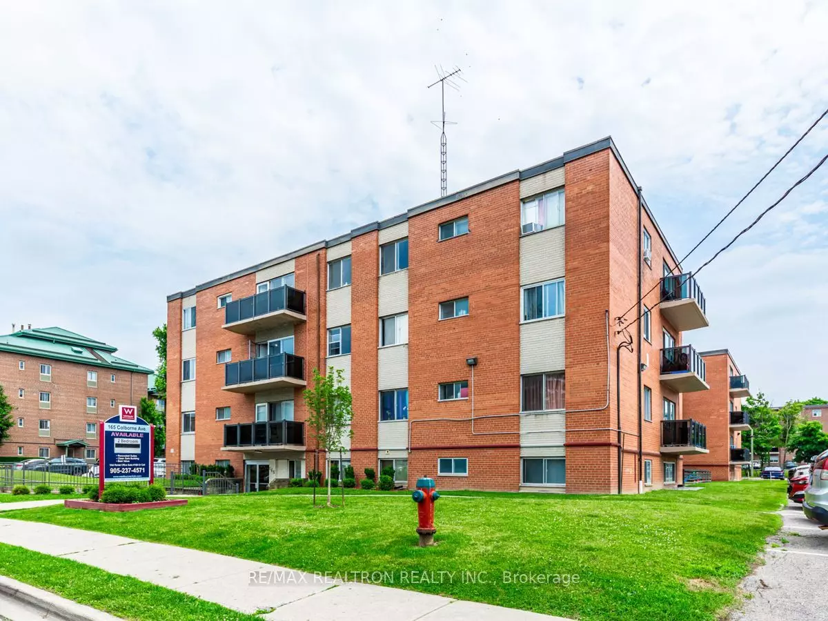 Richmond Hill, ON L4C 2K2,165 Colborne AVE #402