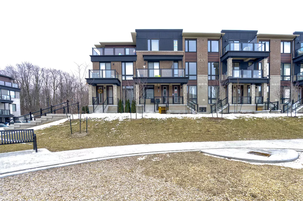 Brampton, ON L6Y 6G1,25 Knotsberry CIR #89