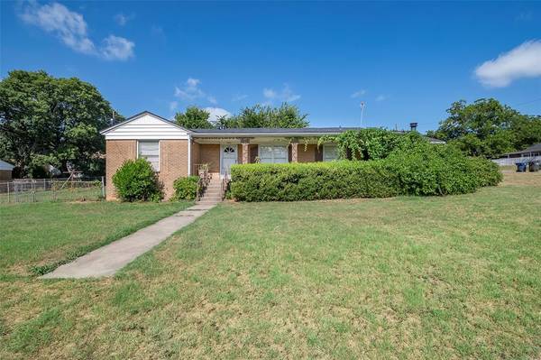 1821 Brook Hollow Drive, Fort Worth, TX 76114