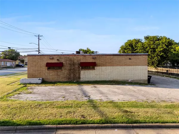 Fort Worth, TX 76104,2909 Evans Avenue