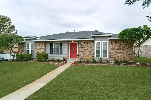 2426 Deer Run,  Lewisville,  TX 75067