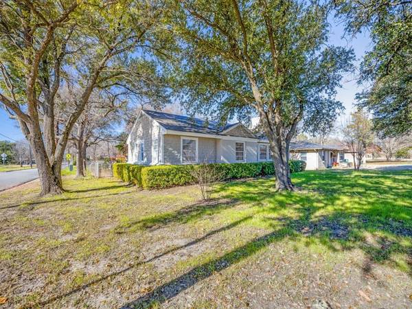 504 N Bryant Avenue, Sherman, TX 75092