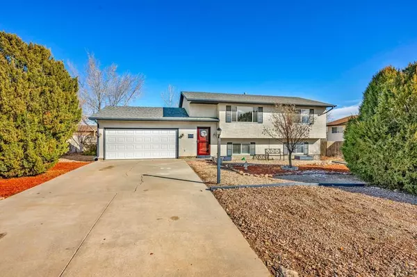 244 S Dacona Dr, Pueblo West, CO 81007