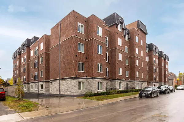 Frontenac, ON K7K 4L9,501 Frontenac ST S #112