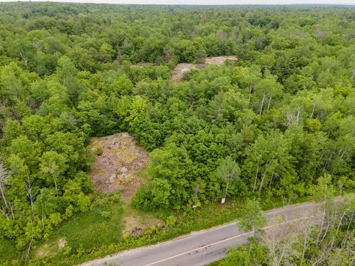 Georgian Bay, ON L0K 1S0,434 South Bay RD