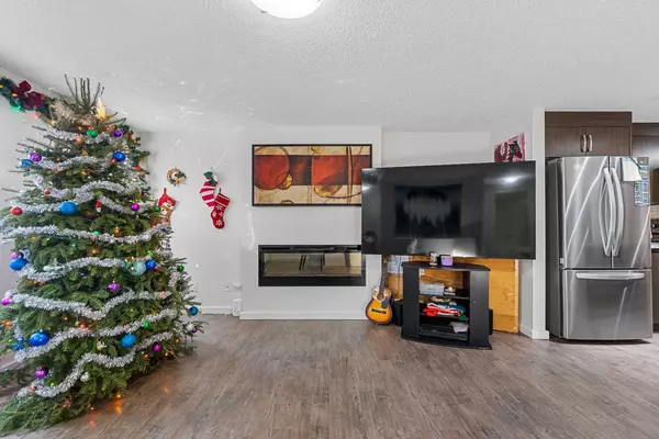 Calgary, AB T3M2A3,1003 Auburn Bay CIR SE