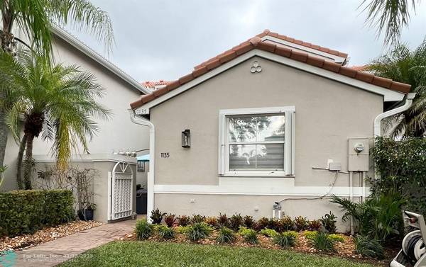 Hollywood, FL 33019,1135 Doveplum St  #1135