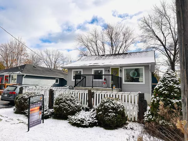 255 Pine Beach DR, Georgina, ON L4P 2V7