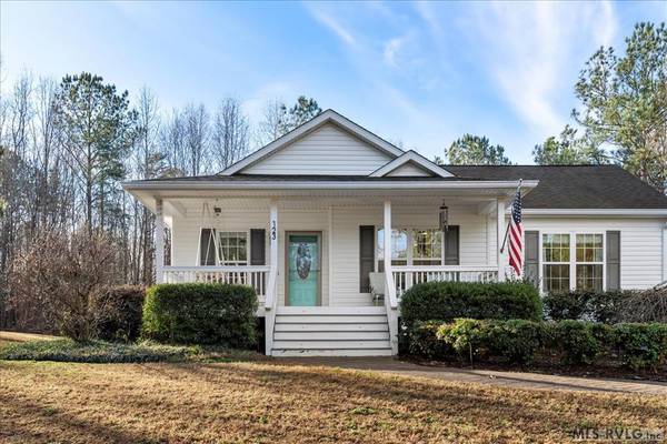 123 Kingswood Street, Bracey, VA 23919