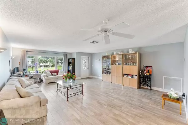 14598 Sunny Waters Ln, Delray Beach, FL 33484