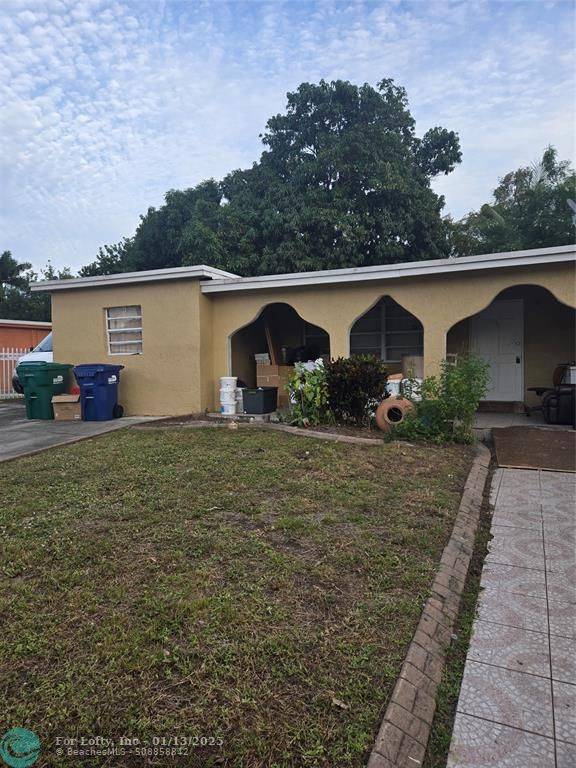 18623 NW 10th Rd, Miami, FL 33169