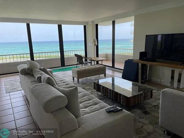 Riviera Beach, FL 33404,5550 N Ocean Drive  #4a