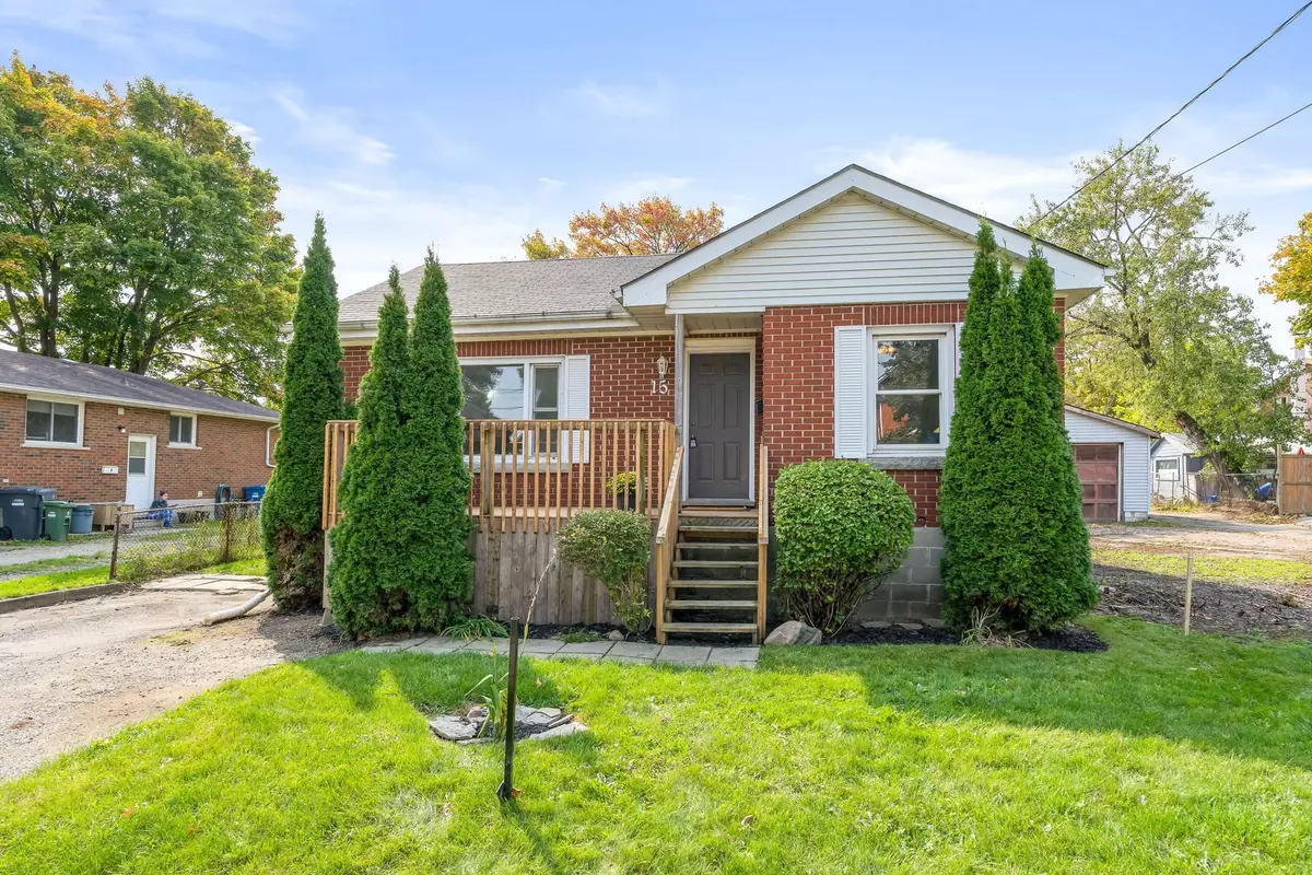 Guelph, ON N1E 5Y4,15 Lawrence AVE #Lower