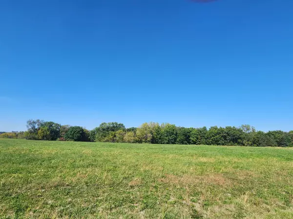 24-22 Lake Carroll Boulevard, Lake Carroll, IL 61046