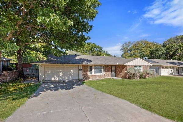 3564 Westfield Avenue, Fort Worth, TX 76133