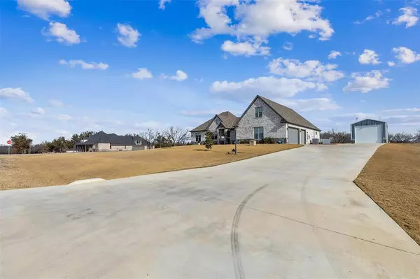 Weatherford, TX 76087,115 S Silver Saddle Trail