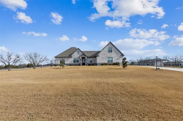 Weatherford, TX 76087,115 S Silver Saddle Trail