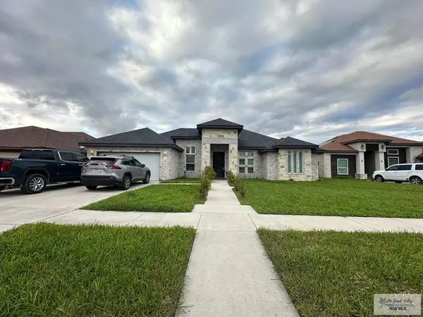 307 RED OAK DR., Los Fresnos, TX 78566