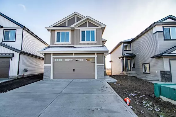 17 Memorial Pkwy, Rural Red Deer County, AB T4E3B7