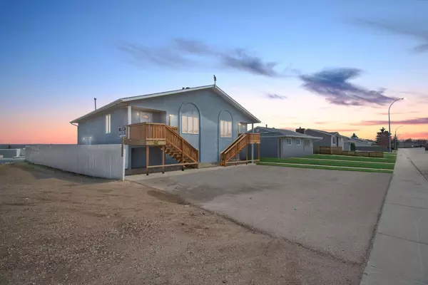 221 Sitka DR, Fort Mcmurray, AB T9H 3C1