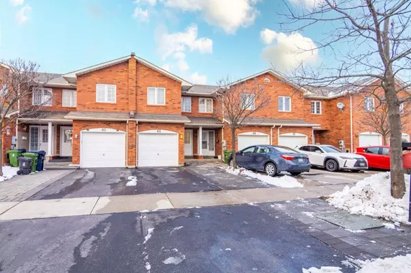 42 Sufi CRES, Toronto C13, ON M4A 2X3