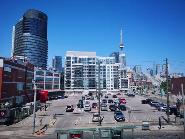 Toronto C01, ON M5V 3N2,650 Queens Quay W #305