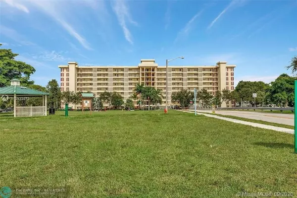 3300 N Palm Aire Dr  #605, Pompano Beach, FL 33069