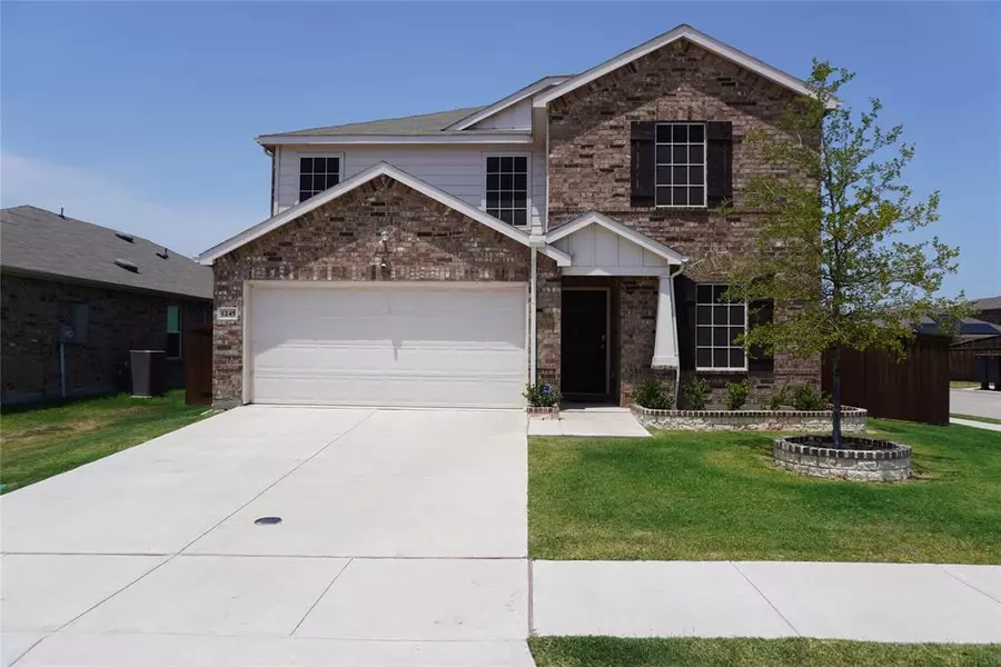 1245 Waggoner Drive, Aubrey, TX 76227