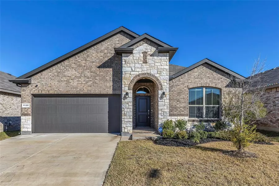 1125 Gillespie Drive, Fort Worth, TX 76247