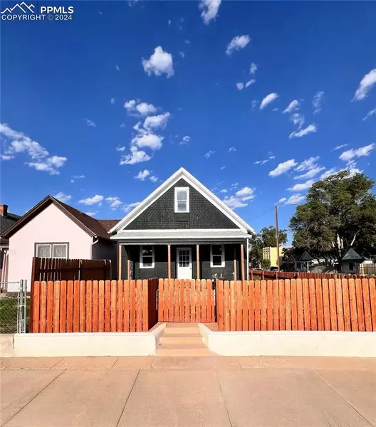 1044 E Abriendo AVE, Pueblo, CO 81004