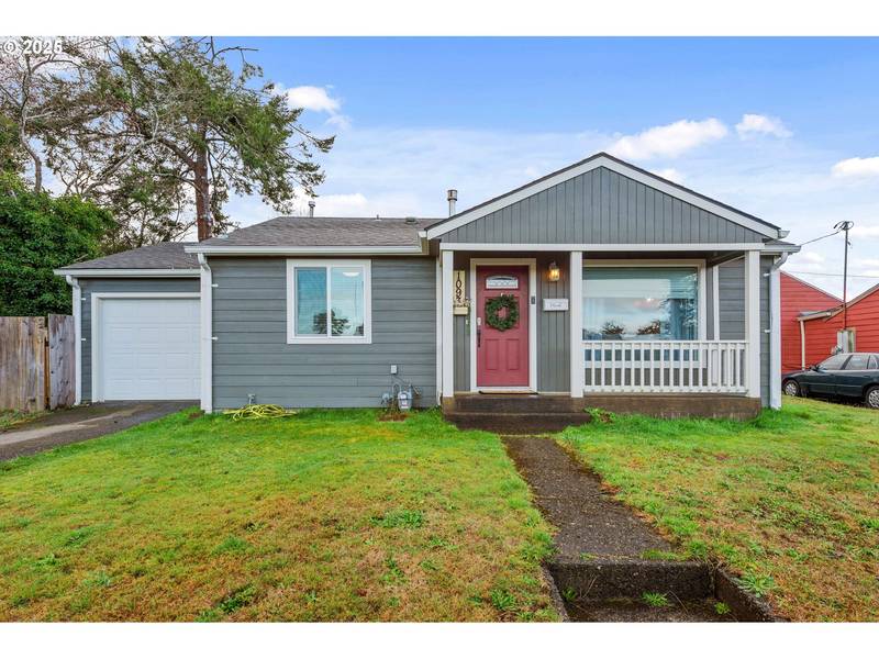 1093 FLANAGAN AVE, Coos Bay, OR 97420