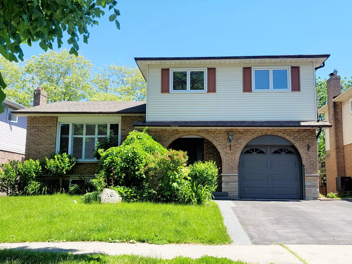 Whitby, ON L1N 6T4,16 Mansfield CRES