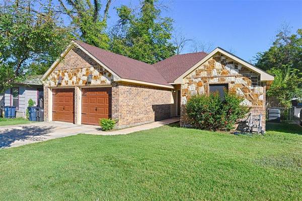 Fort Worth, TX 76105,3717 Avenue I