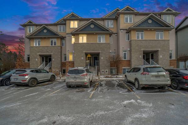 1042 Redtail PT, Cyrville - Carson Grove - Pineview, ON K1J 0A9