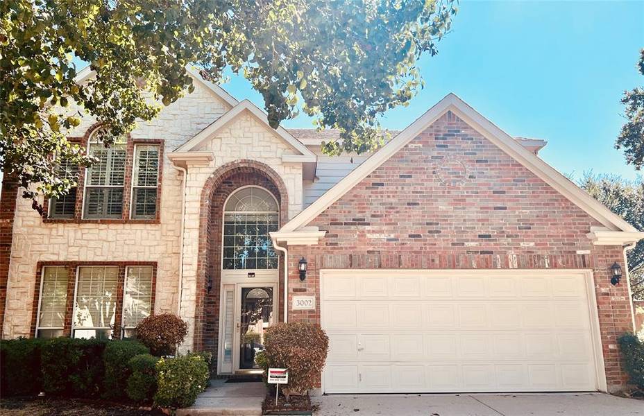 3002 Honey Locust Drive, Euless, TX 76039