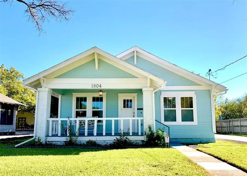 1804 N Elm Street, Denton, TX 76201