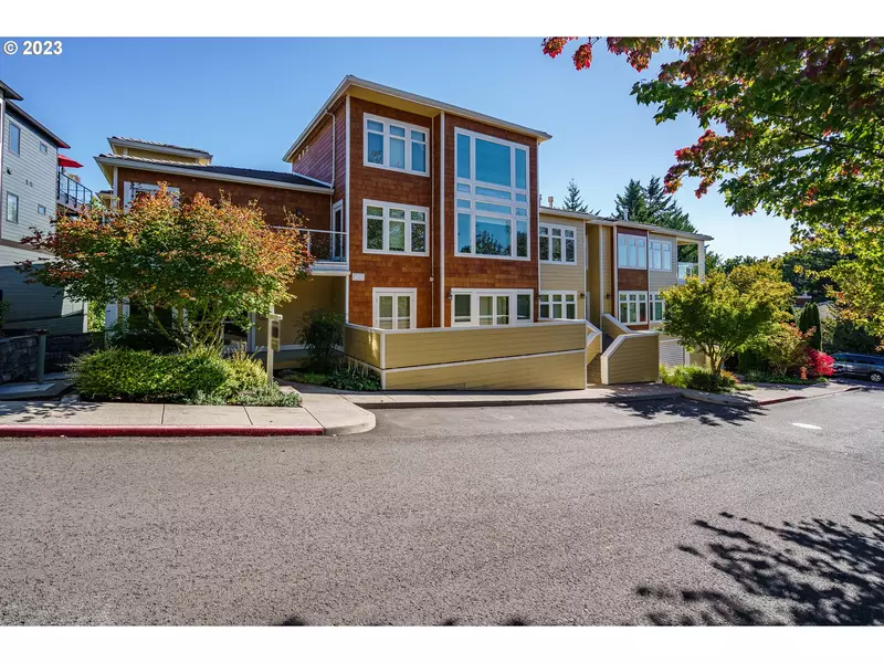 3030 NW MONTARA LOOP, Portland, OR 97229